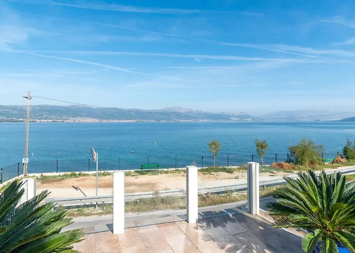 Anita Mit Grossem Balkon Und Meerblick By Interhome Apartamento Trogir