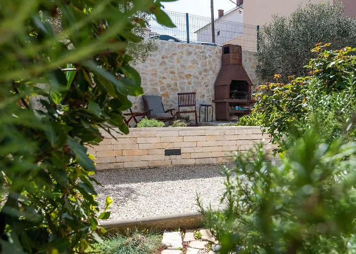 Anita Mit Grossem Balkon Und Meerblick By Interhome Trogir